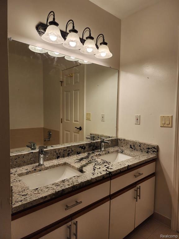 45061 HORSESHOE Circle, Canton, MI 48187 — Photo 12