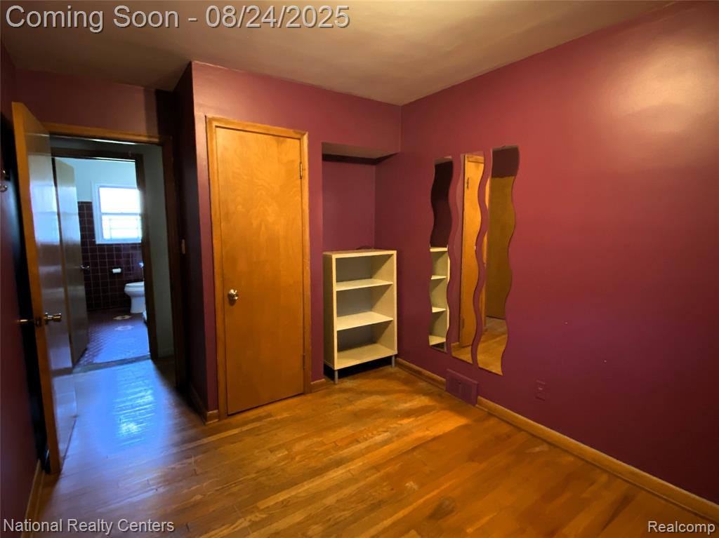7288 Kingsbury Street, Dearborn Heights, MI 48127 — Photo 19