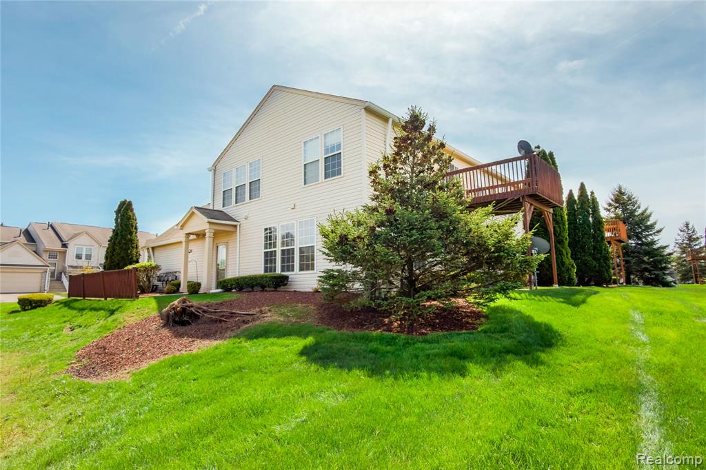 26624 Kirkway Circle, Woodhaven, MI 48183 — Photo 26