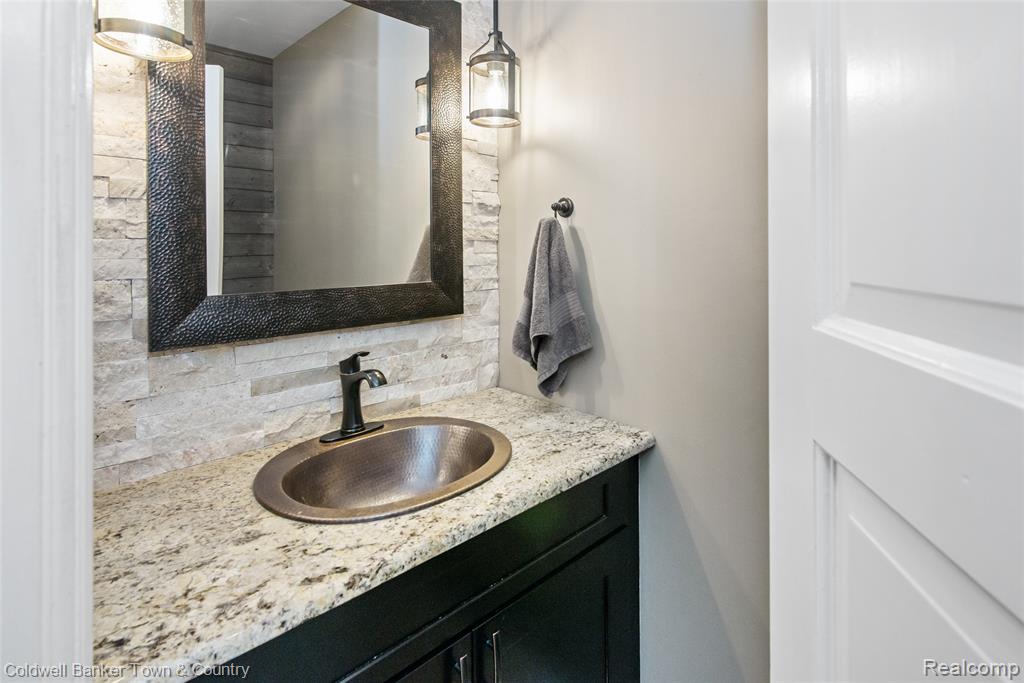 5728 Eggert Place, Brighton, MI, 48116