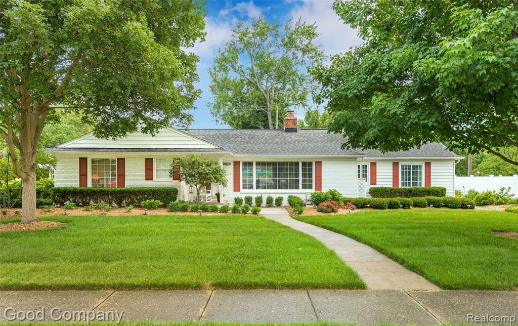 32291 Verona Circle, Beverly Hills, MI 48025