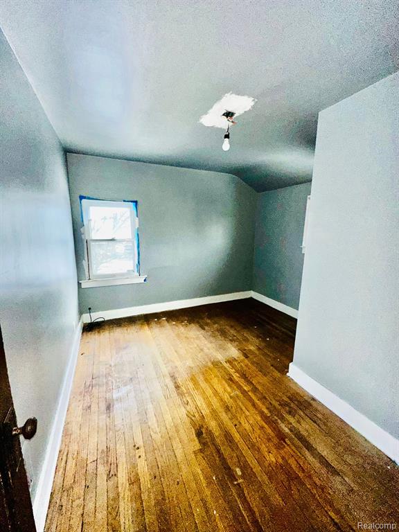 9252 WARD Street, Detroit, MI 48228 — Photo 18