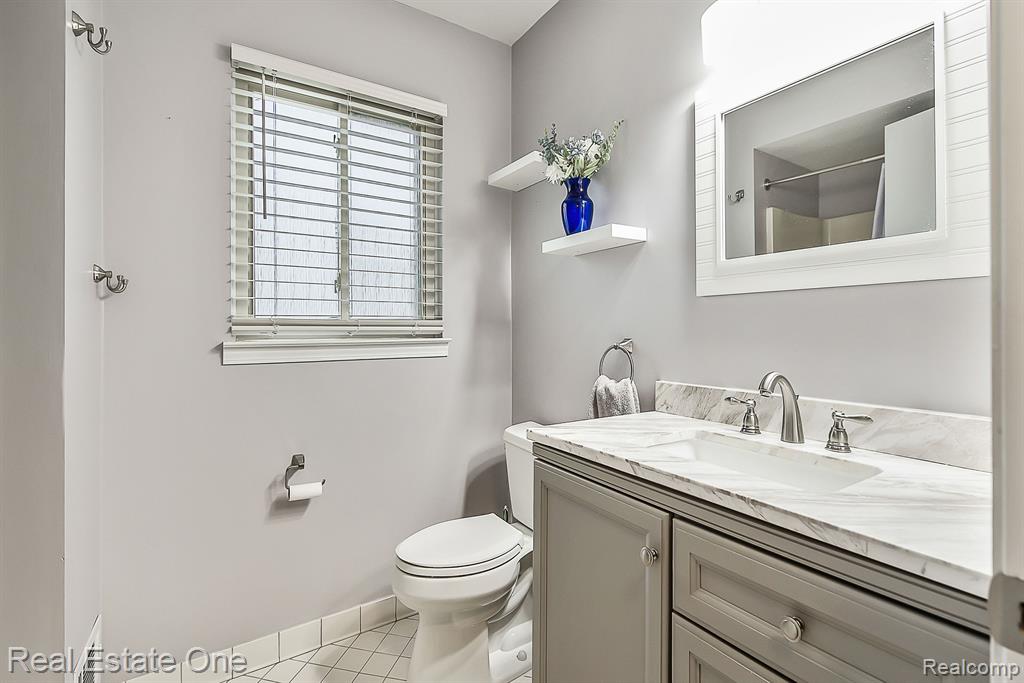 61960 ARLINGTON Circle, 1, South Lyon, MI 48178 — Photo 11