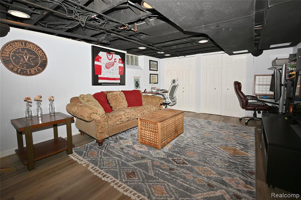 618 W Houstonia Avenue, Royal Oak, MI 48073 — Photo 25
