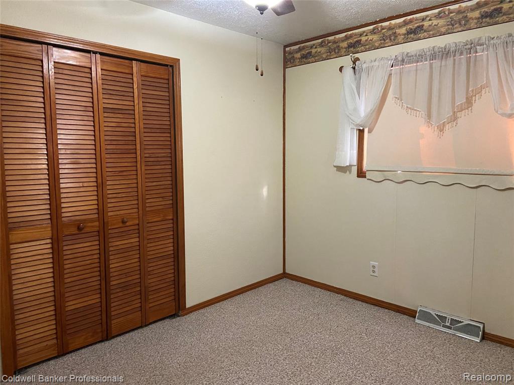 3886 Poit Drive, Lapeer, MI 48446 — Photo 12