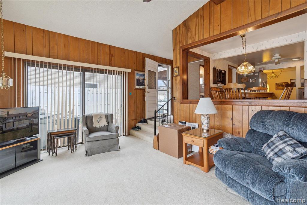 630 RUSKIN Drive, Algonac, MI 48001 — Photo 11