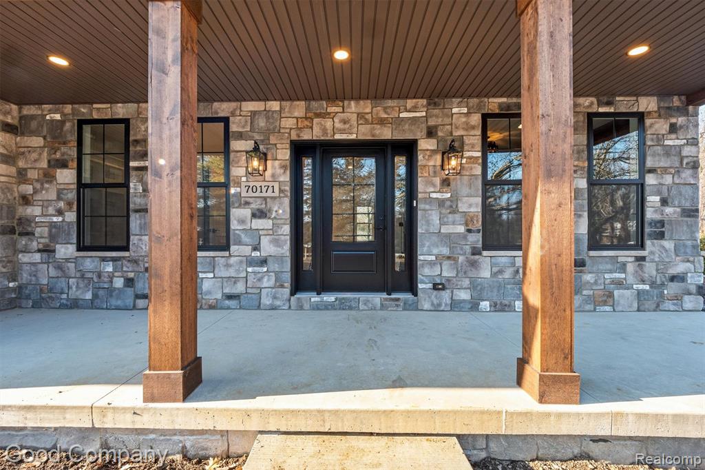 640 Sunnybeach Drive, White Lake, MI — Photo 3