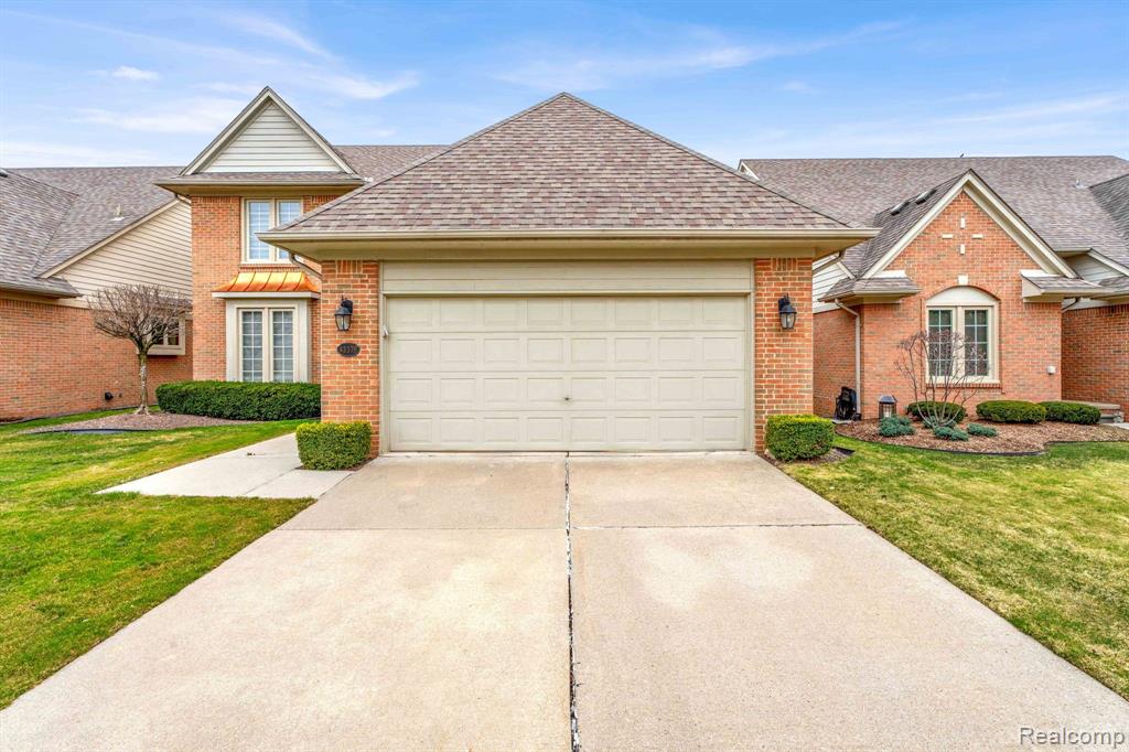 43576 INGLENOOK, Sterling Heights, MI 48314 — Photo 4