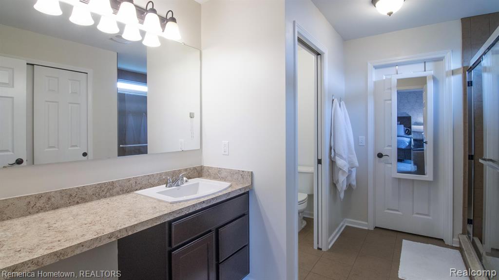 49606 E CENTRAL Park, Shelby Twp, MI 48317 — Photo 30