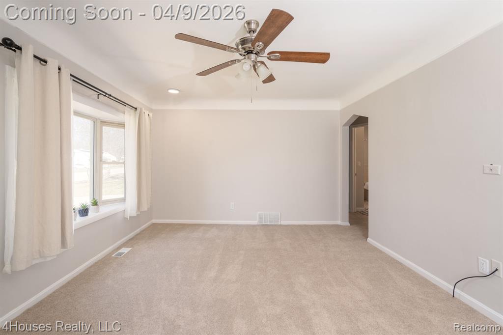 516 E Glass Road, Ortonville, MI 48462 — Photo 13
