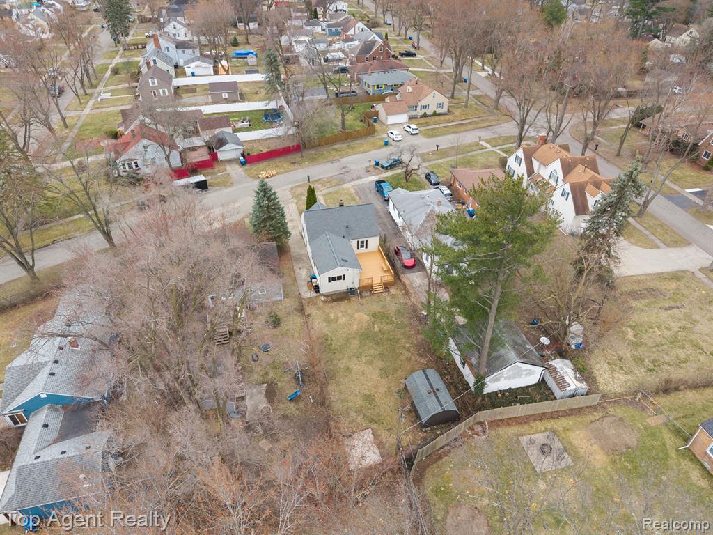 3986 BEECHGROVE Drive, Waterford, MI 48328 — Photo 30