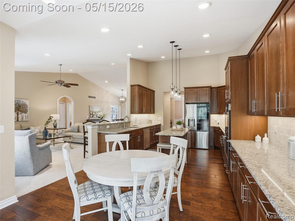 23656 Millwood, South Lyon, MI 48178 — Photo 16