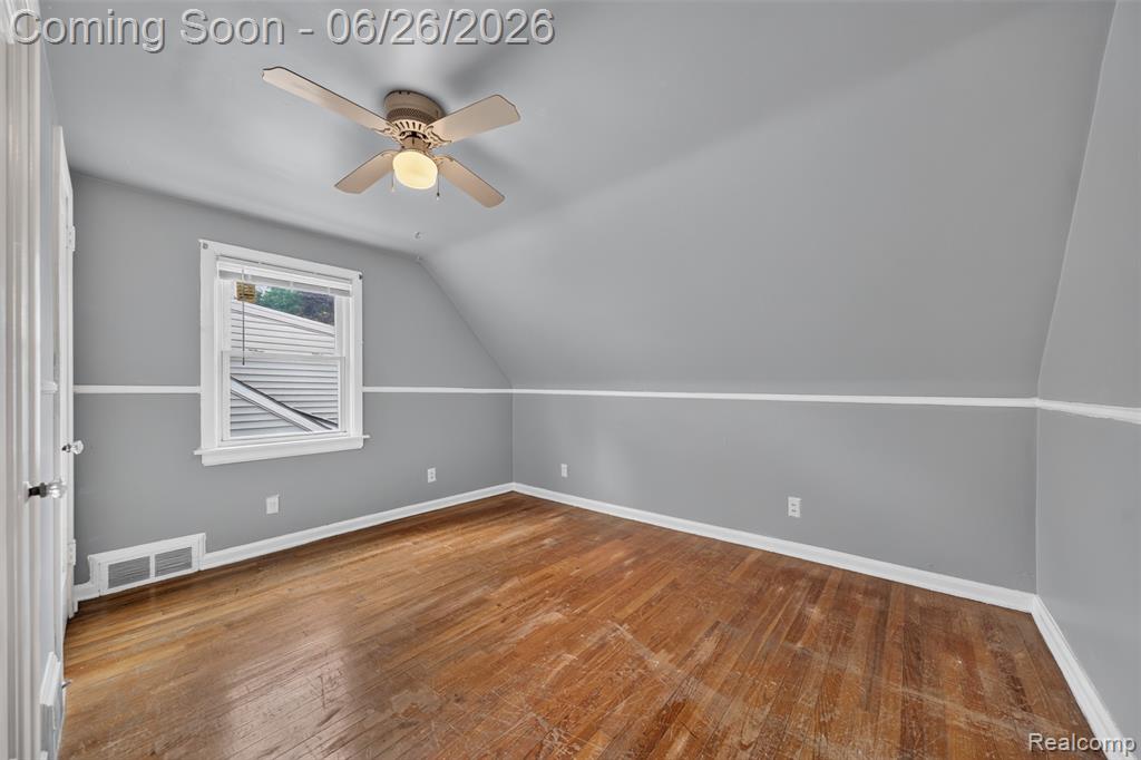 410 N Alexander Avenue, Royal Oak, MI 48067 — Photo 12