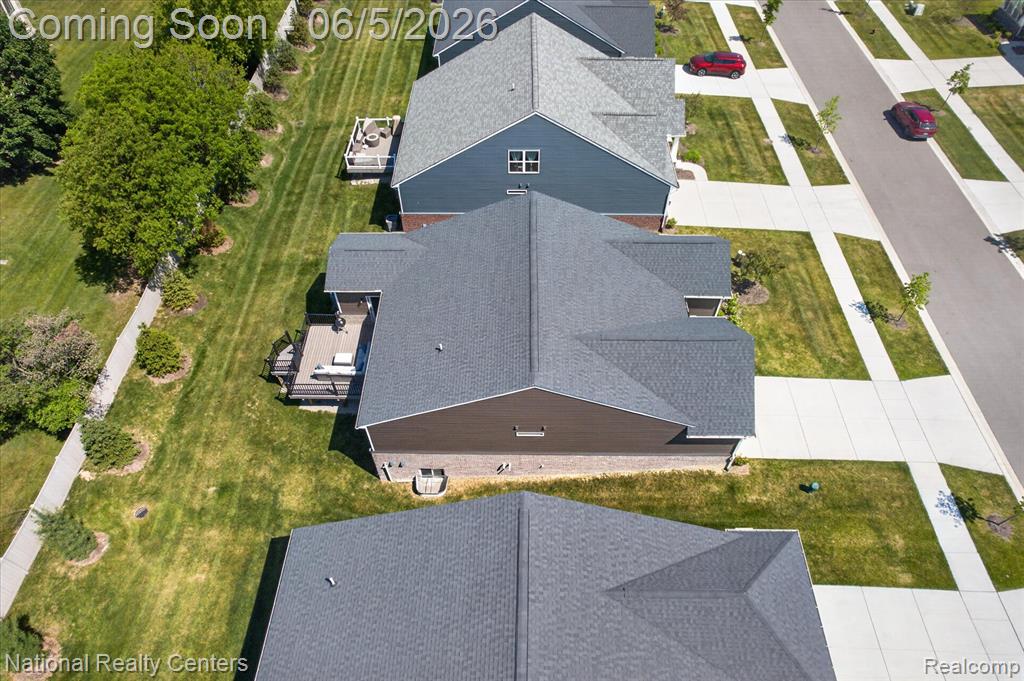 38681 Chasewood Court, Farmington, MI 48335 — Photo 46