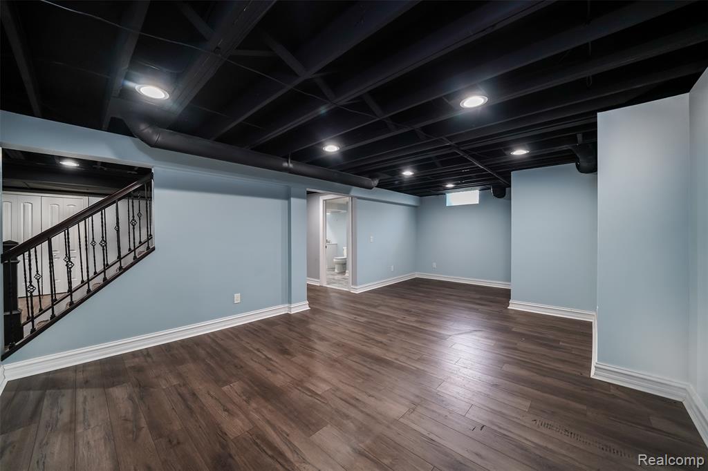 42105 Dorchester Court, Clinton Twp, MI 48038 — Photo 30