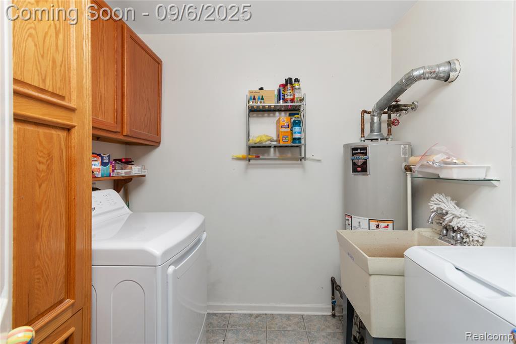 48 Rosebud Lane, Mount Clemens, MI 48043 — Photo 10
