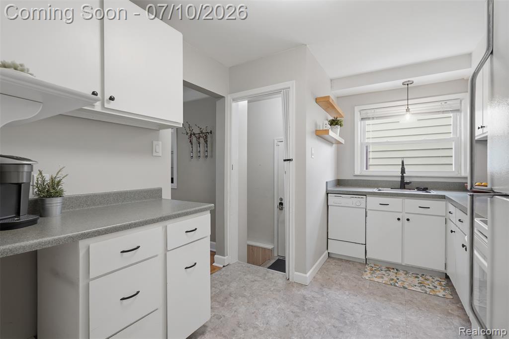 4108 Edgar Avenue, Royal Oak, MI 48073 — Photo 16