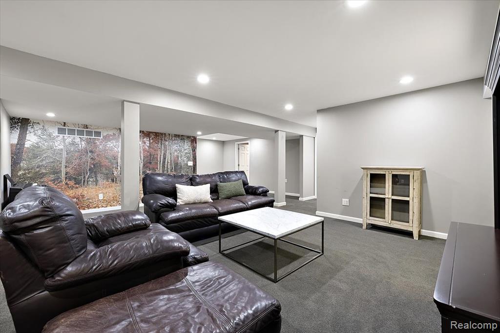 51604 Base Street, New Baltimore, MI 48047 — Photo 29