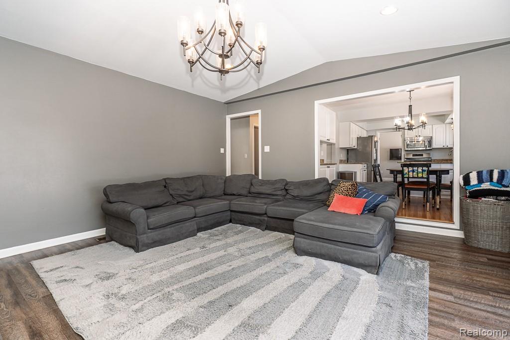 39802 Sunderland Drive, Clinton Twp, MI 48038 — Photo 15