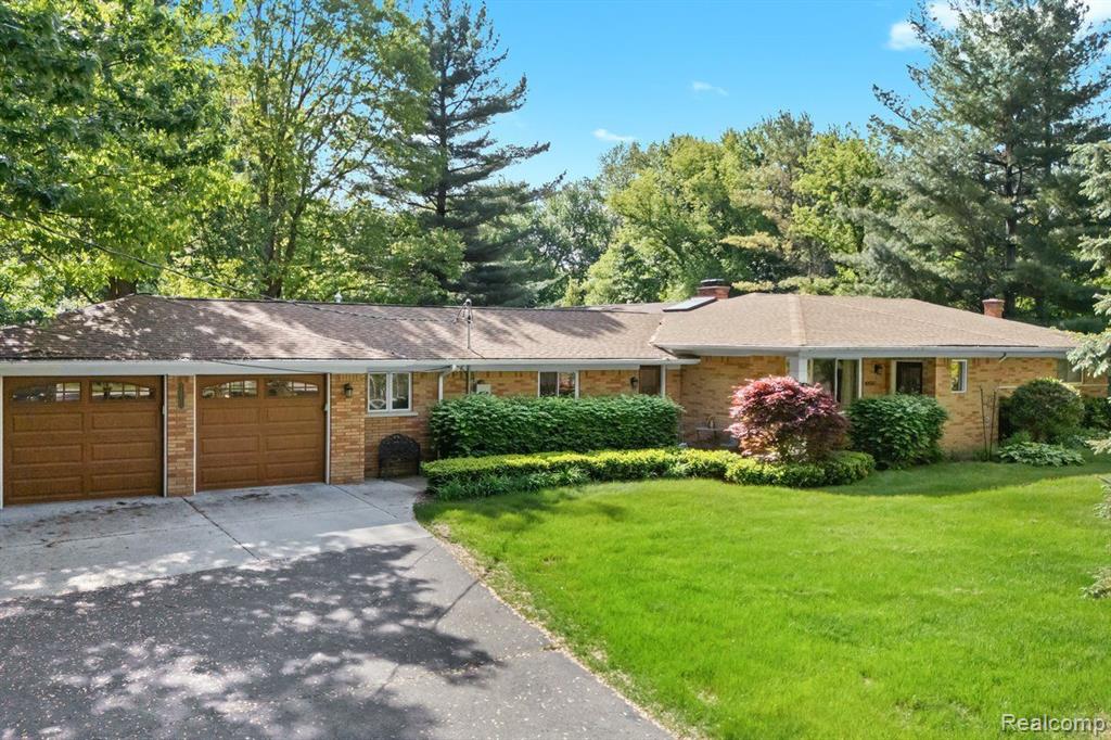 52851 FAIRCHILD Road, Chesterfield, MI — Photo 2