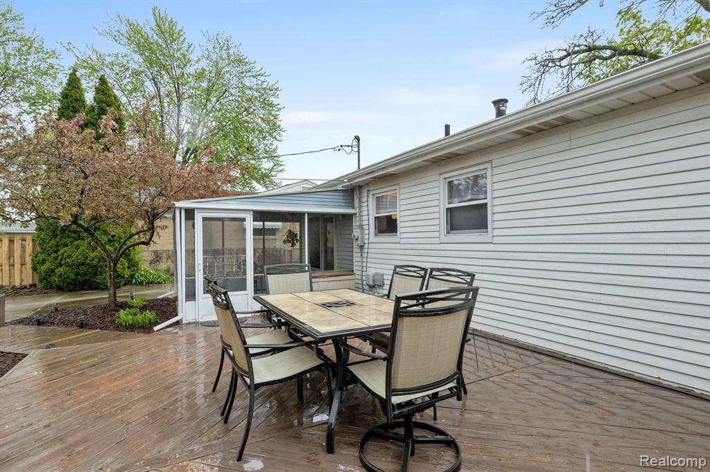 40740 ORANGELAWN Avenue, Plymouth, MI 48170 — Photo 29