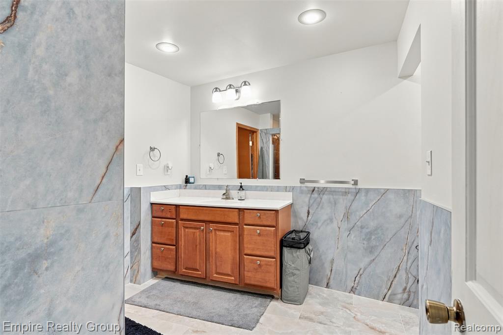 53 Potter Drive, Belleville, MI 48111 — Photo 33
