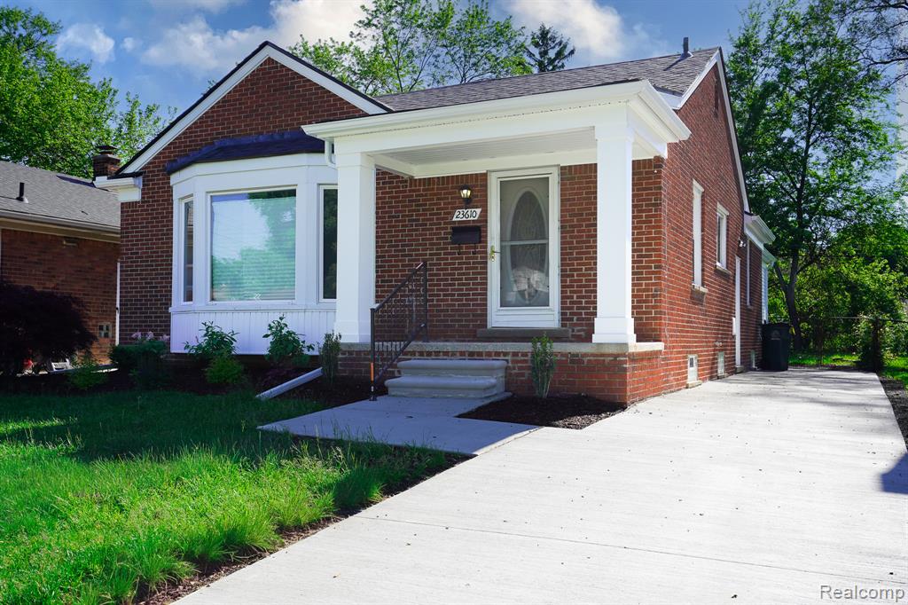 23610 Morton Street, Oak Park, MI 48237 — Photo 3