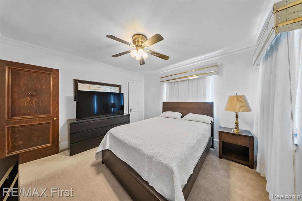 725 W BOSTON Boulevard, Detroit, MI 48202 — Photo 33