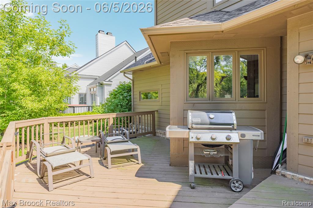 6294 Lindsay Court, West Bloomfield, MI 48324 — Photo 76