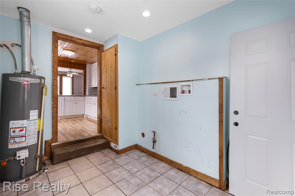 1483 Carman Street, Burton, MI 48529 — Photo 7