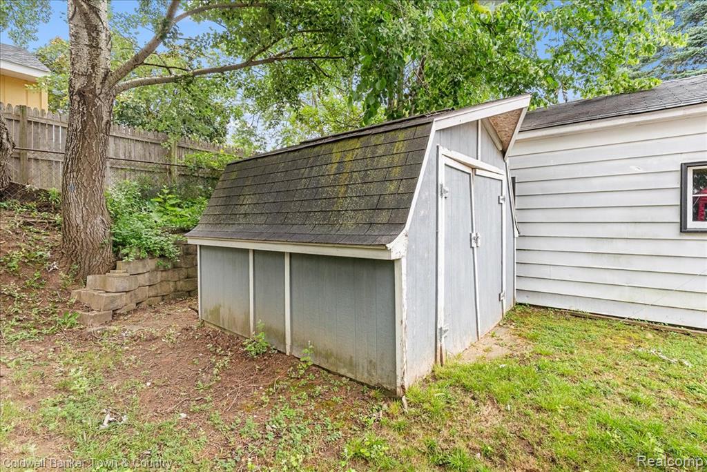 5309 Granger Drive, Lansing, MI 48911 — Photo 25