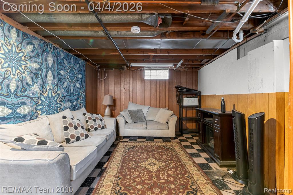 25521 Stanford Street, Dearborn Heights, MI 48125 — Photo 33