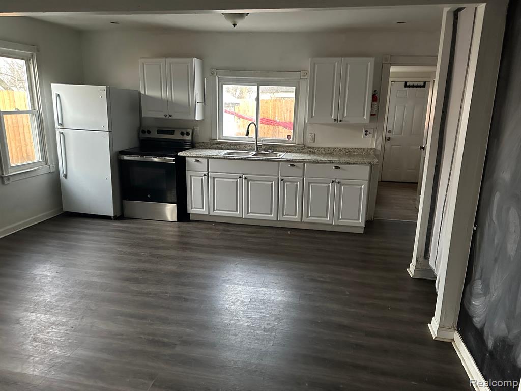 7637 ROCKDALE, Redford, MI 48239 — Photo 4