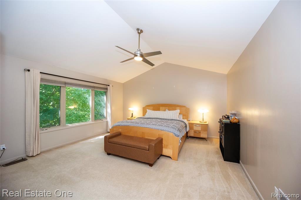 3481 Castlewood Court, Wixom, MI — Photo 44