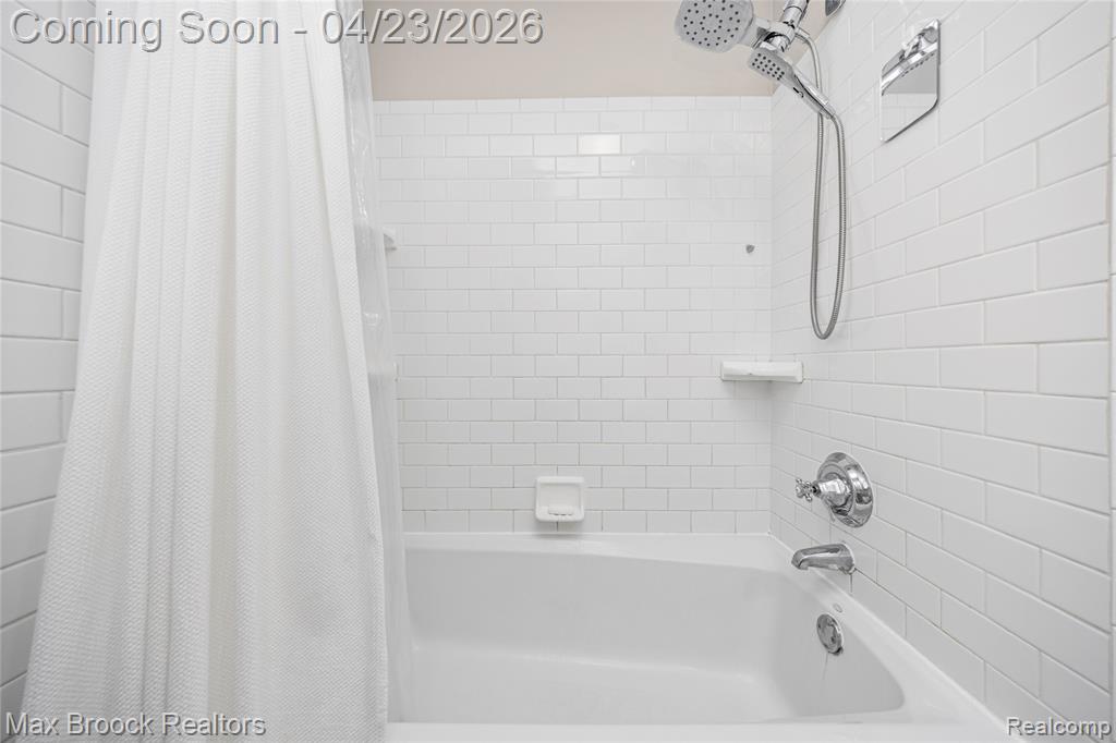 2048 Gardner Avenue, Berkley, MI 48072 — Photo 33
