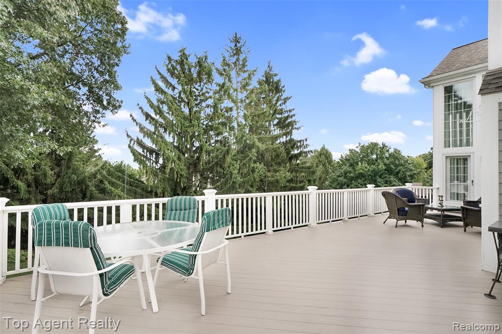6369 Peach Tree Court, Rochester Hills, MI 48306 — Photo 51