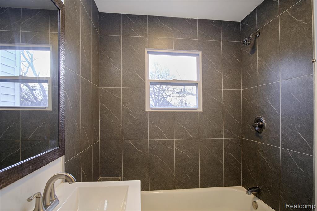 6123 Commonwealth Street, Detroit, MI 48208 — Photo 7