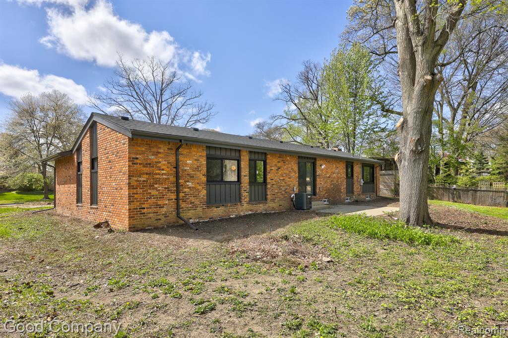 24250 Majestic Street, Oak Park, MI 48237 — Photo 56