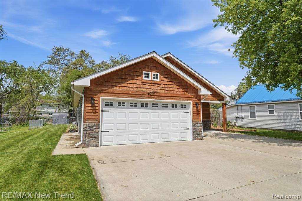 6070 Hackett, Waterford, MI 48327 — Photo 3
