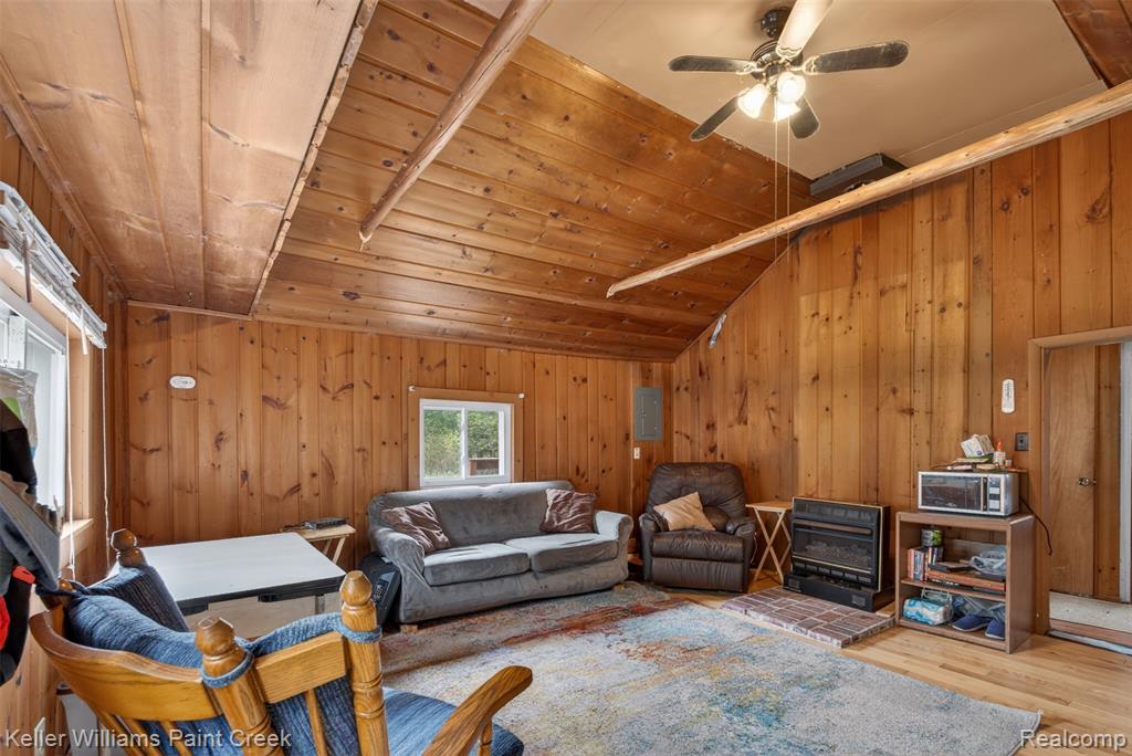 5429 Daily Road, Clement, MI 48610 — Photo 4