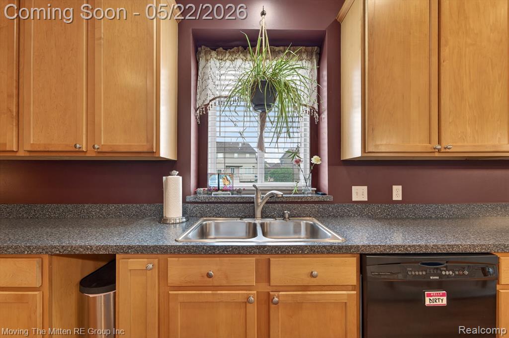 6575 Sadie Lane, Belleville, MI 48111 — Photo 18