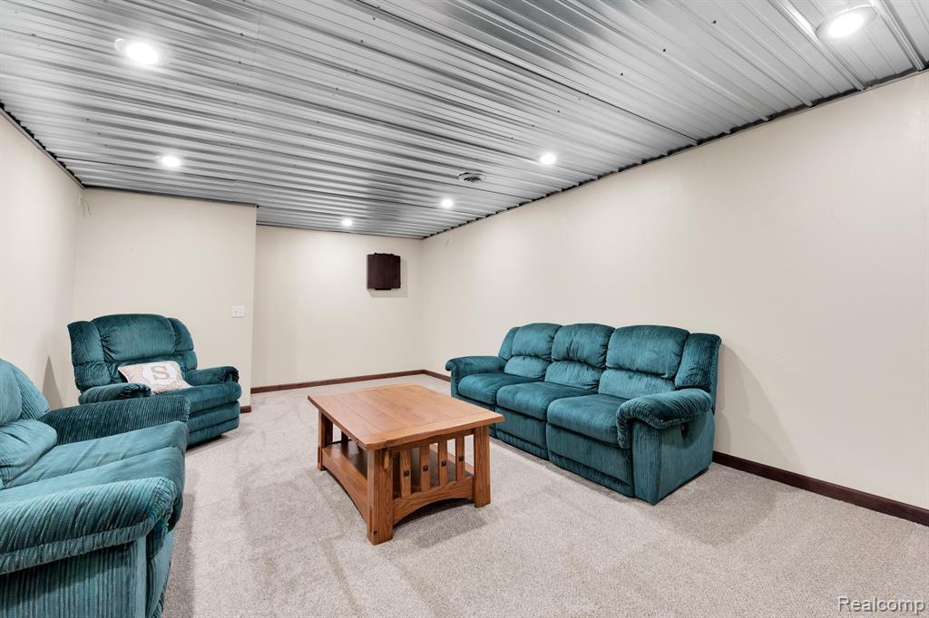 566 Webber Drive, Temperance, MI 48182 — Photo 16