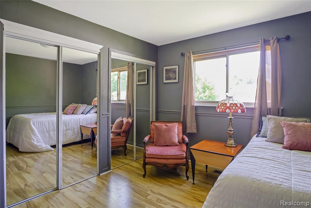 7878 Charrington Drive, Canton, MI 48187 — Photo 11