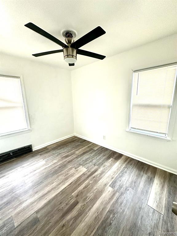 413 FRAZIER Street, River Rouge, MI 48218 — Photo 4