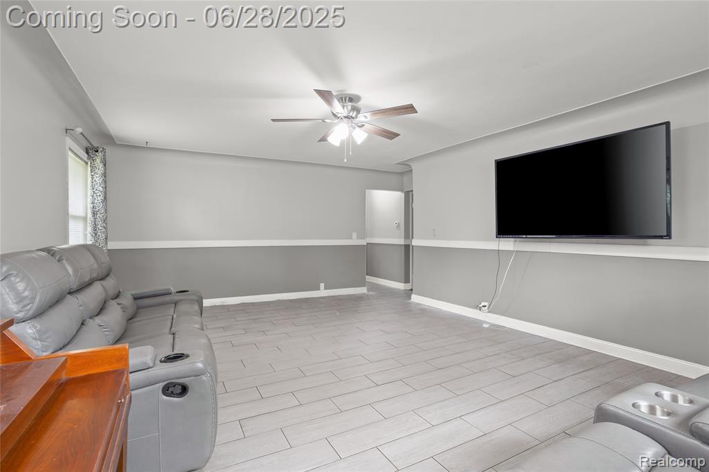 5204 Ashley Street, Detroit, MI 48236 — Photo 13