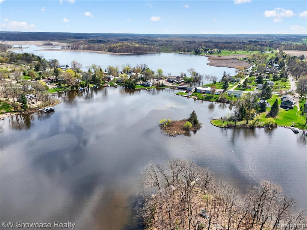 6354 Bennett Lake Road, Fenton, MI 48430 — Photo 18
