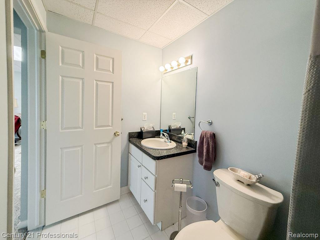 767 E Bluff Court, Rochester Hills, MI 48307 — Photo 51