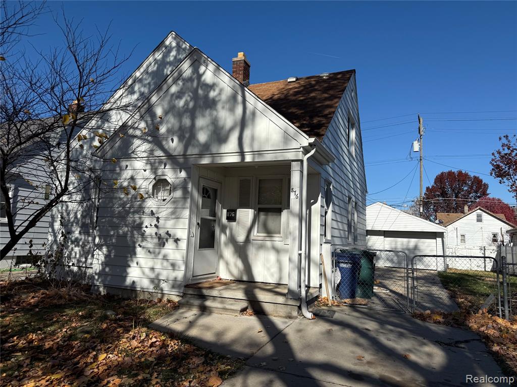 876 Garfield Avenue, Lincoln Park, MI 48146 — Photo 2