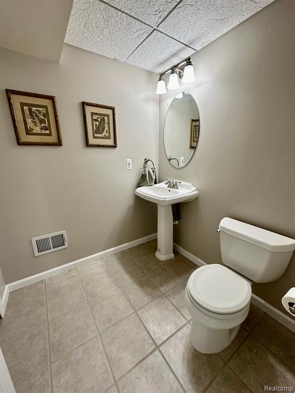 48798 MANHATTAN Circle, Canton, MI 48188 — Photo 35