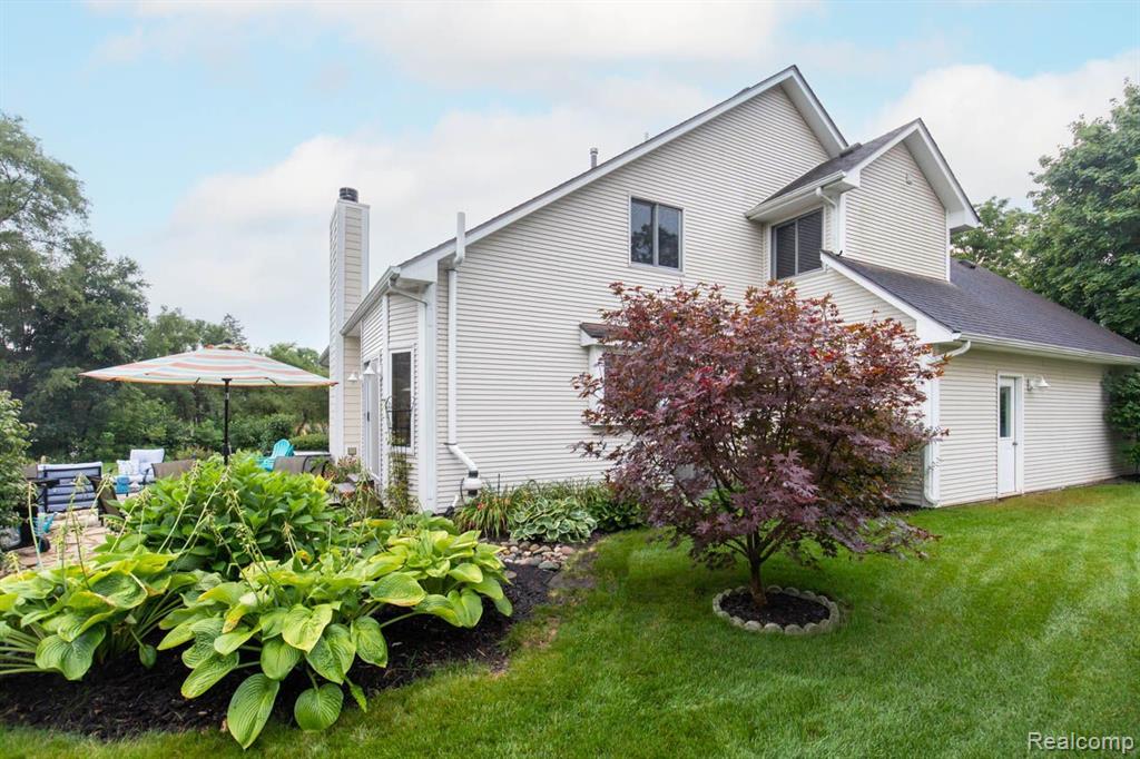 914 E LIBERTY Street, Milford, MI 48381 — Photo 17